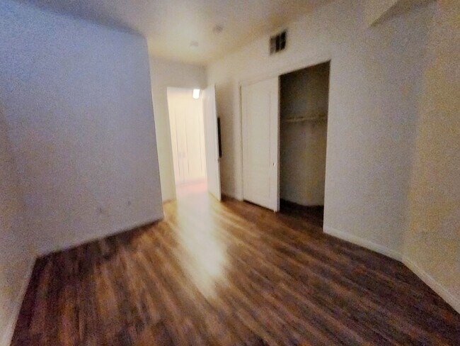 Building Photo - 44 E Serene Ave