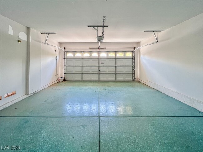 Building Photo - 10789 S Osage Winter St