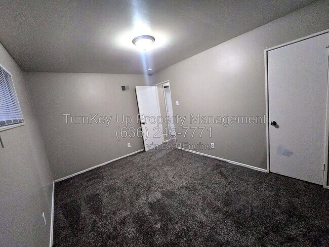 Building Photo - 1012 Forestwood Dr