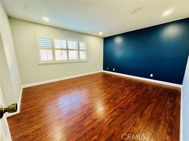 Building Photo - 4872 Vía Alista