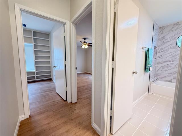 Building Photo - 8525 Clearcreek Cir