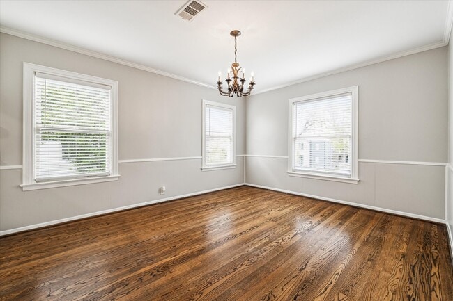 Building Photo - 2315 Swift Blvd