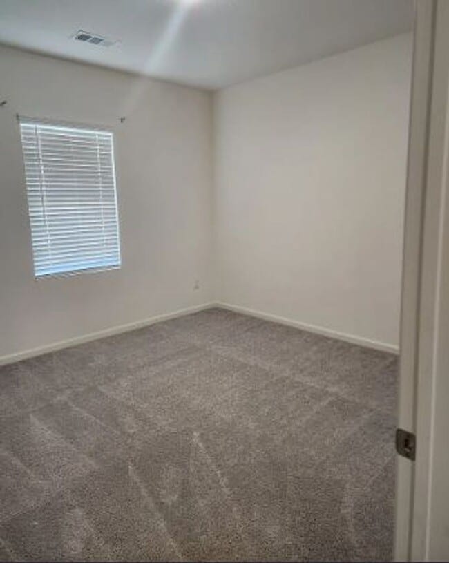 Building Photo - Backs to Wooded Area • Split Bedrooms • Modern & All-Electric