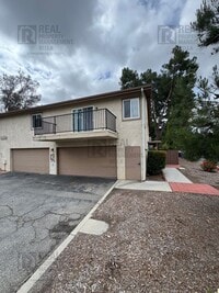 Building Photo - Charming 2-Bed, 2-Bath Condo in the Heart ...