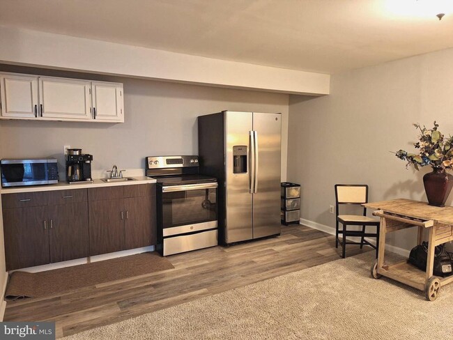 Building Photo - 12 Albano Ct