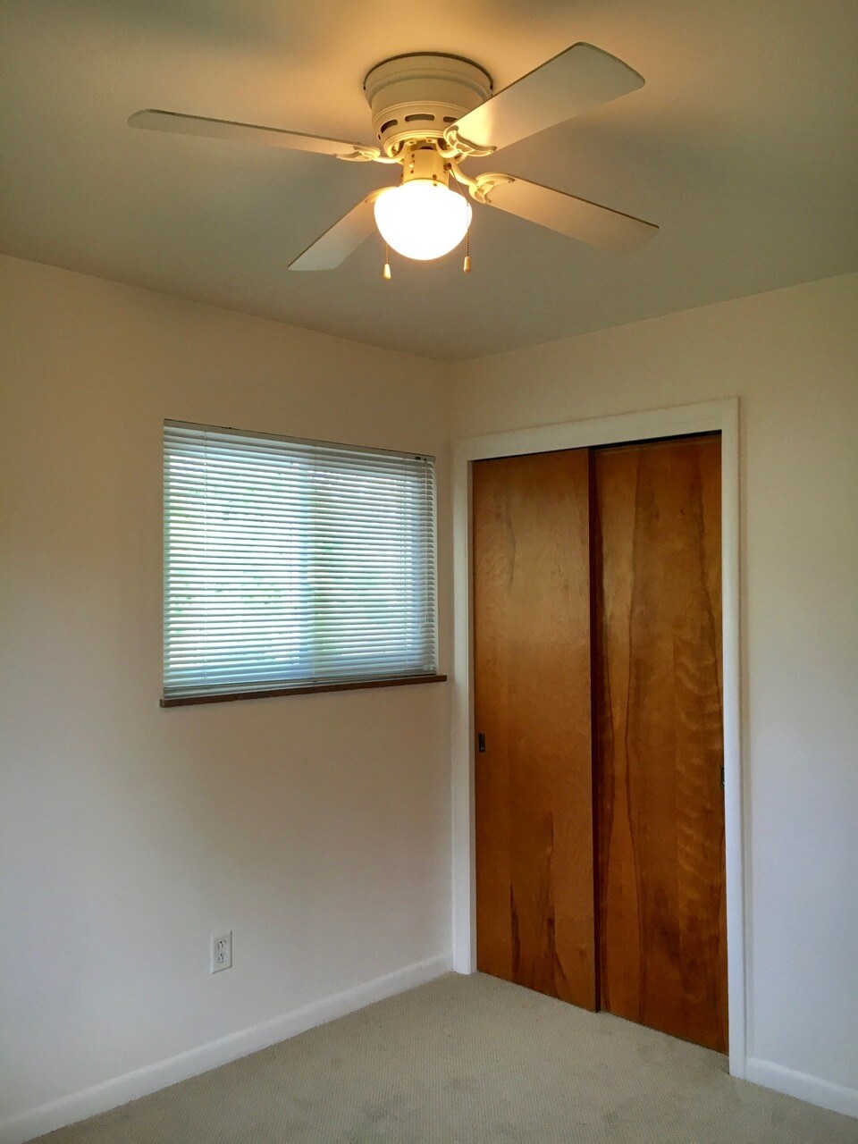 first bedroom - 1822 Jackson Ave