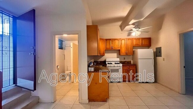 Building Photo - 1438 Liliha St