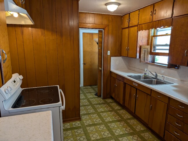 Building Photo - 1308 Fair Ave