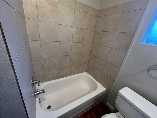 Building Photo - 2222 Florida Ave