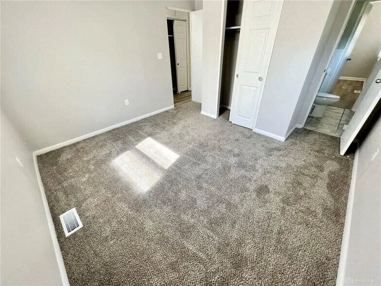 Building Photo - 3844 Lori Sue Ave