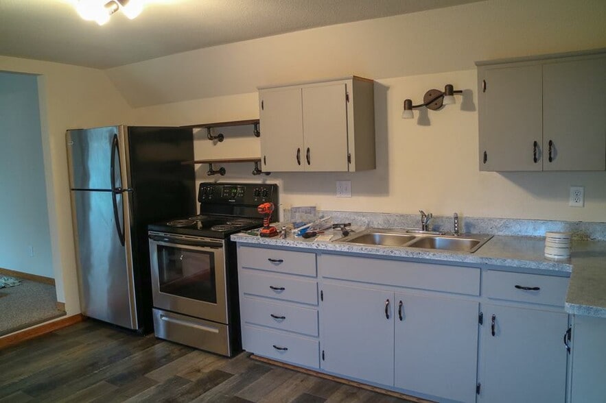 Building Photo - N64W24170 Main St