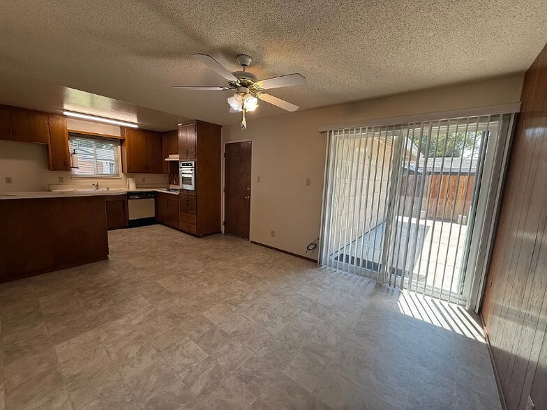 Building Photo - 5331 Constellation Way