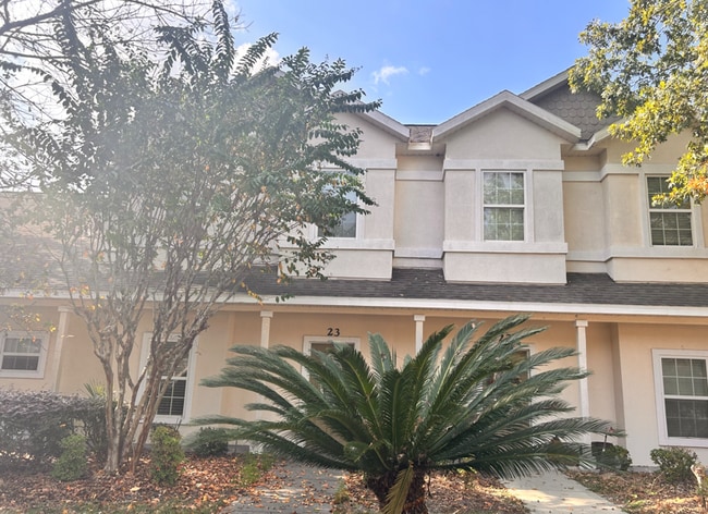 Building Photo - 250 SW 145th Dr