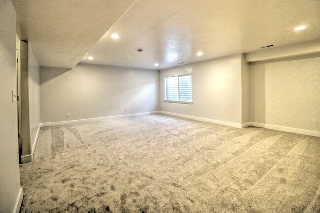 Building Photo - Single Family Home in the Exchange community