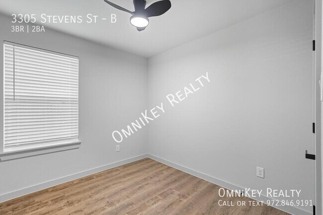 Building Photo - 3305 Stevens St