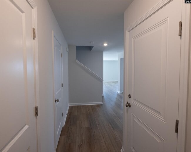 Building Photo - 815 N Desert Orch Ln
