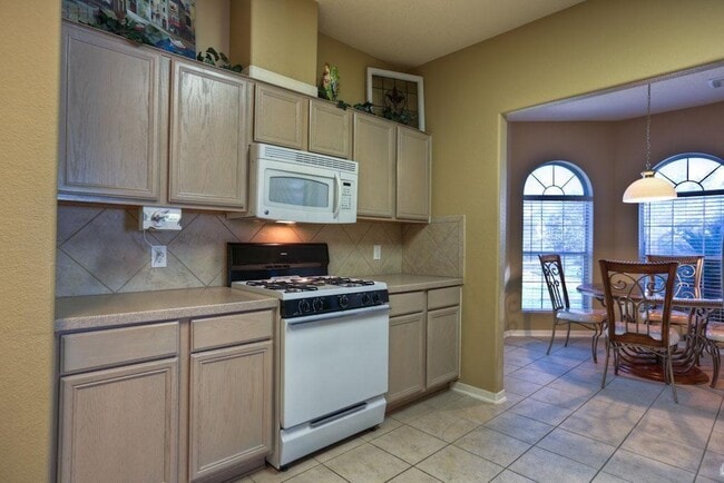 Building Photo - 18530 Alemarble Oak St