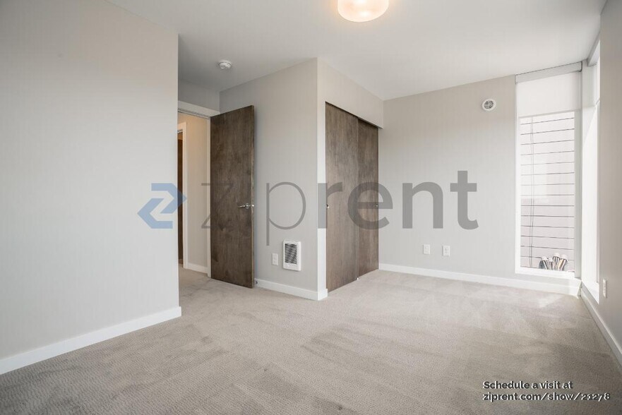 Building Photo - 1409 19th Ave