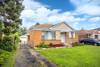 Building Photo - 1625 Heidorn Ave