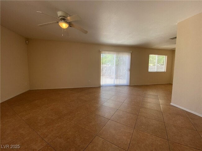 Building Photo - 3898 N Blue Wave Dr