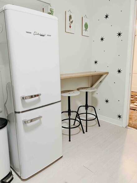 kitchen - 22101 Nowlin St