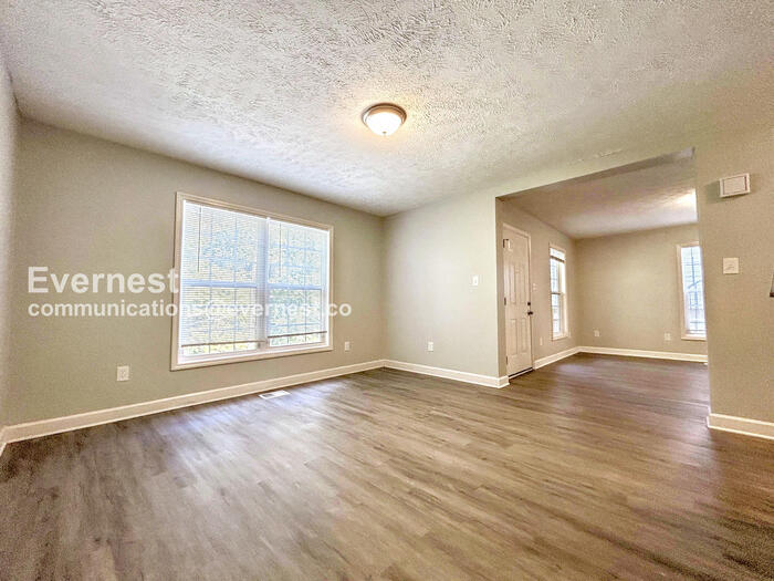 Building Photo - 1444 Rome Dr NW