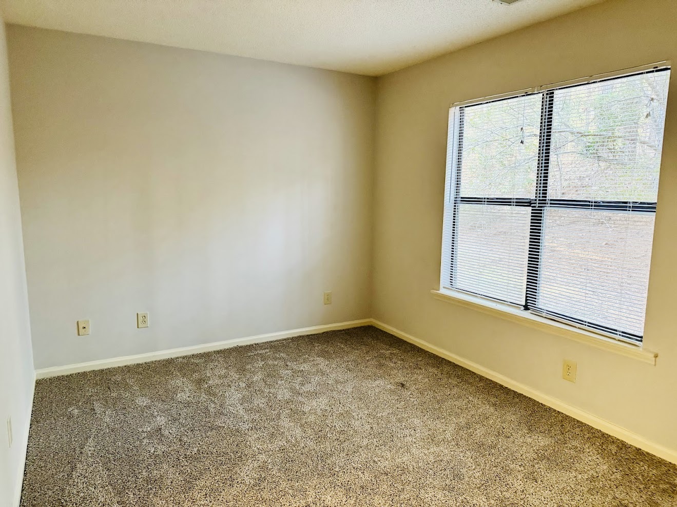 Bedroom - 600 Audubon Lake Dr