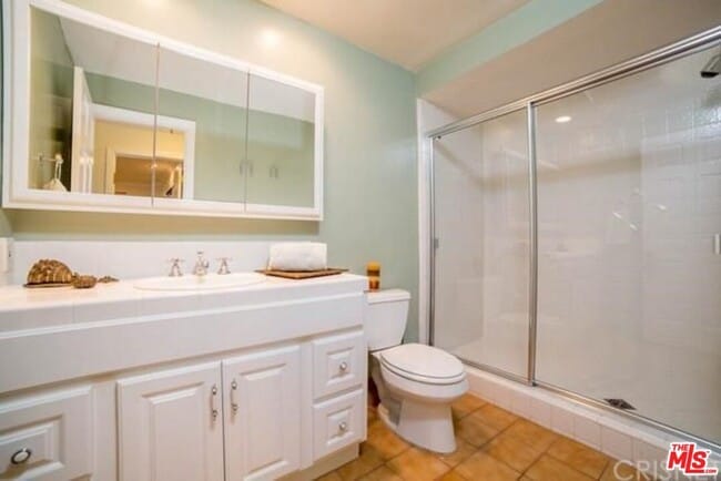 Building Photo - 4949 Palomar Dr