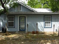 Building Photo - 313 W 37th St