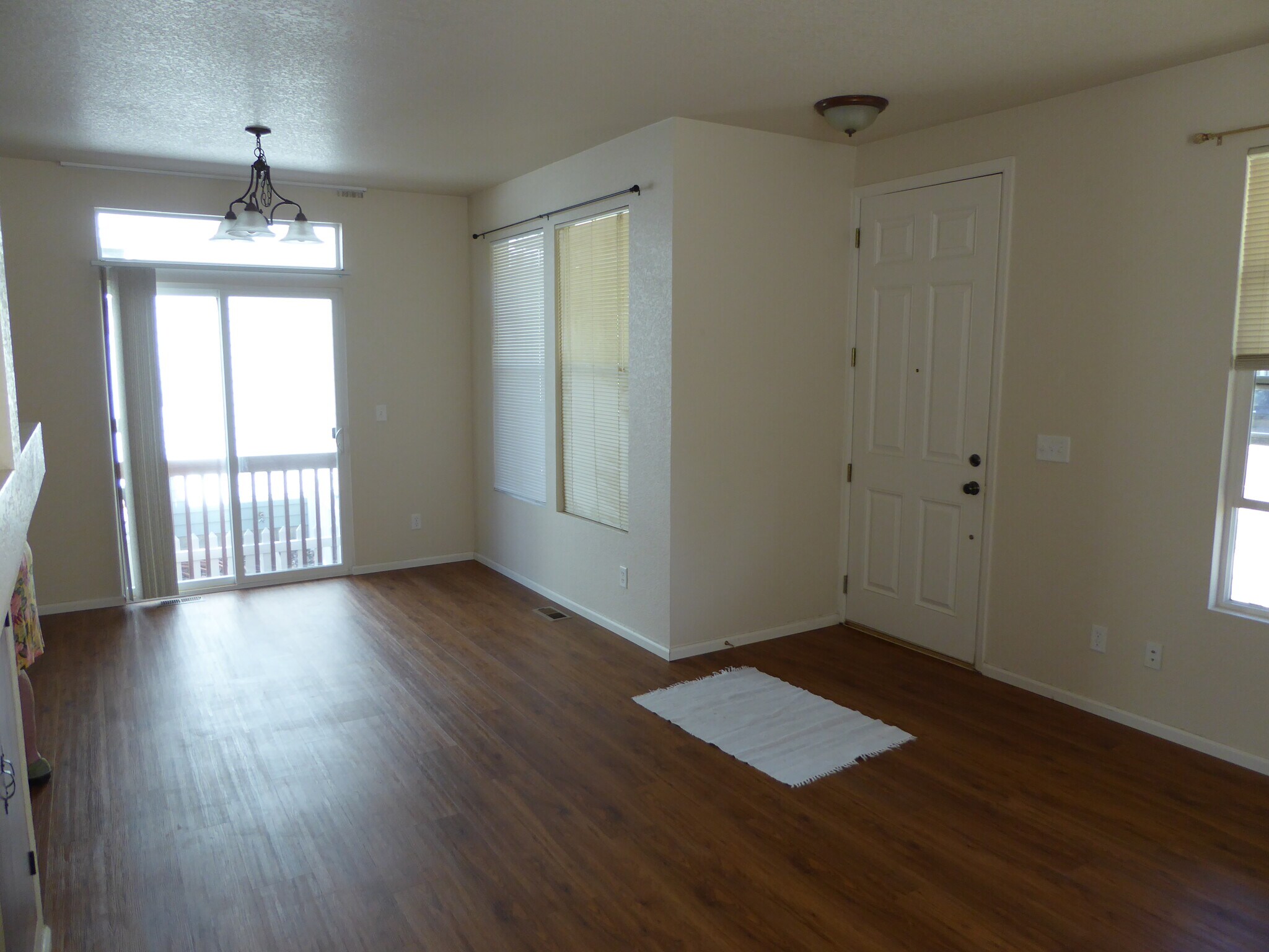 Building Photo - 2227 Brightwater Dr