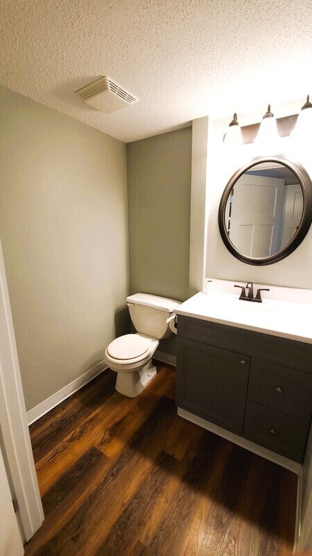 Building Photo - 422 N 18th Ave