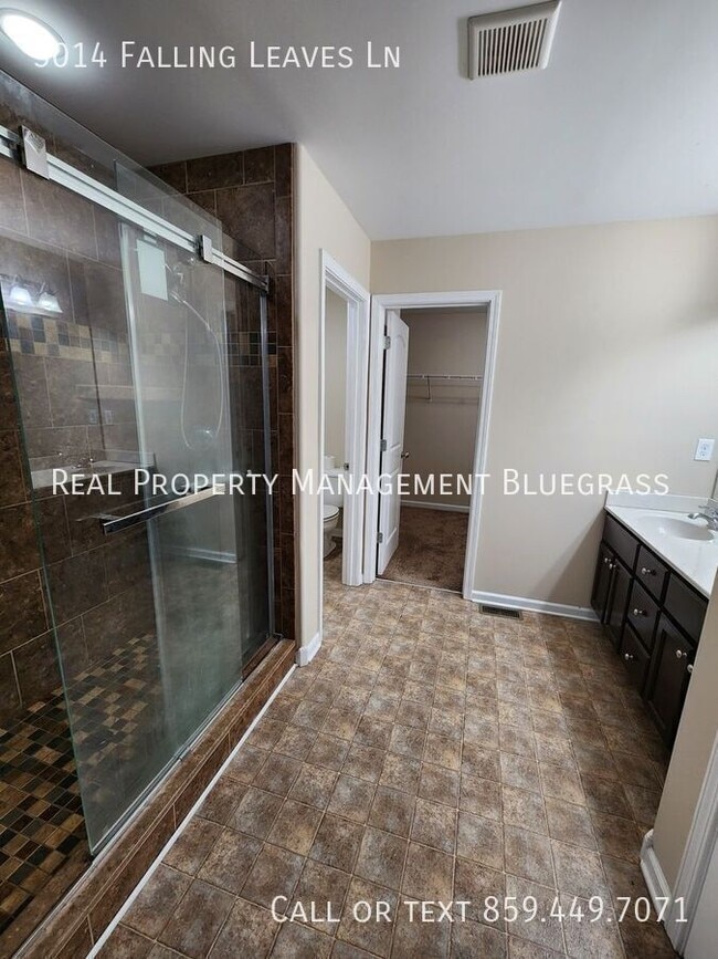 Building Photo - 3014 Falling Leaves Lane