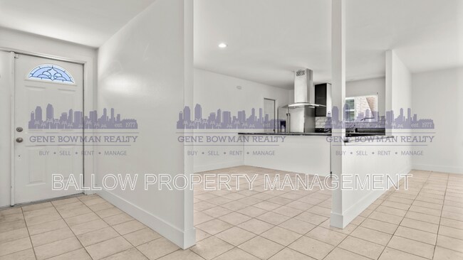 Building Photo - 2409 Fleetwood St