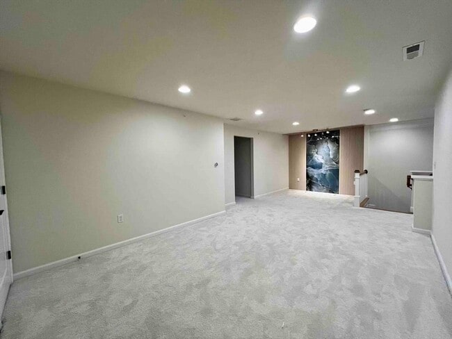 Building Photo - 3 Archer Dr