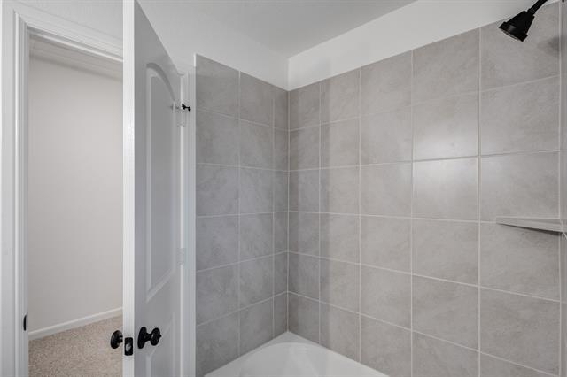 Building Photo - 925 Lost Mine Trl