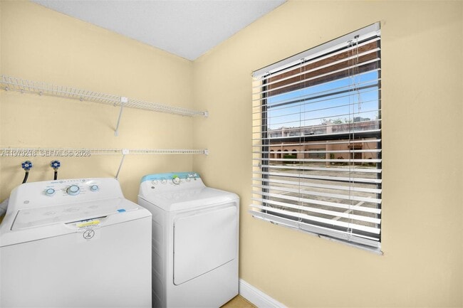 Building Photo - 35 Cortez Way