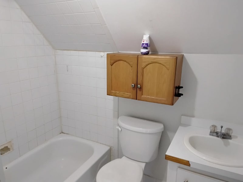 Building Photo - 35 Major Andre Dr