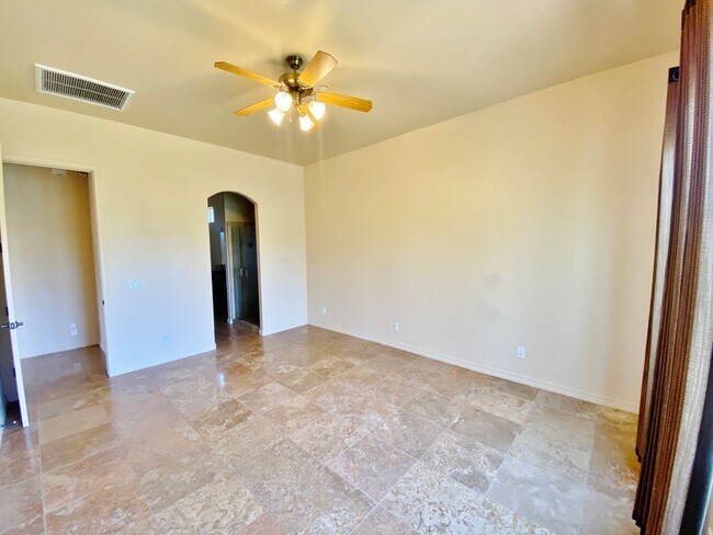 Building Photo - HOUSE- VOC- FIRECLIFF
