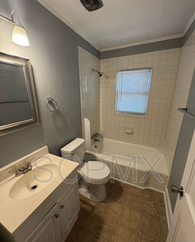 Building Photo - 3144 Maury St