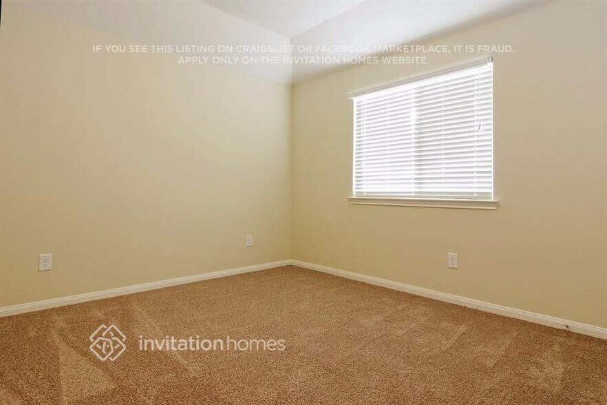 Building Photo - 30615 Woodson Trace Dr