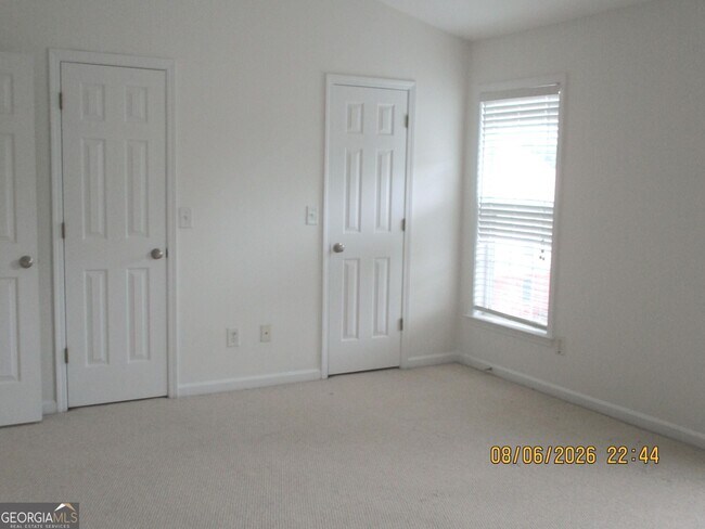 Building Photo - 1112 Thornborough Dr