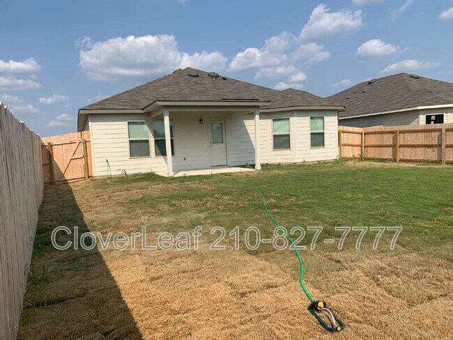 Building Photo - 708 Stonemanor Bay