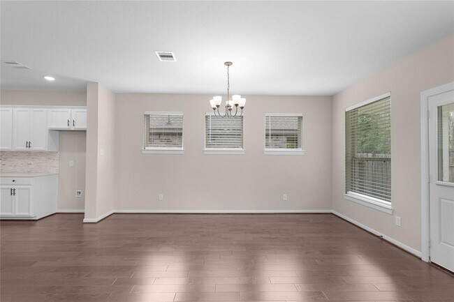 Building Photo - 23827 Via Leoni Dr