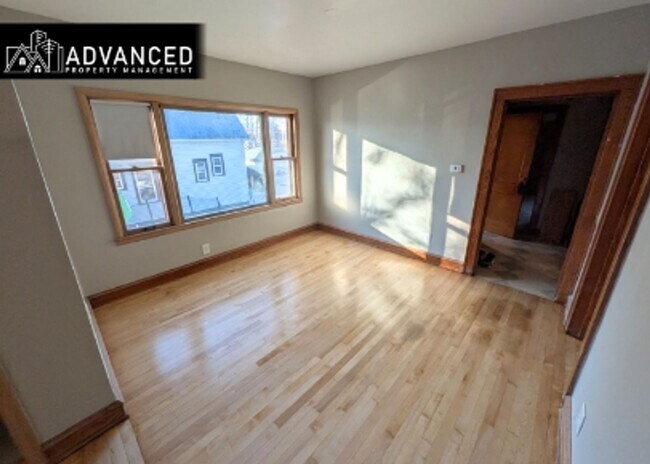 Building Photo - 3893 Dr. William Finlayson St