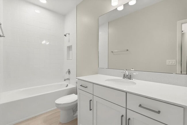 Building Photo - 1320 Hyde St