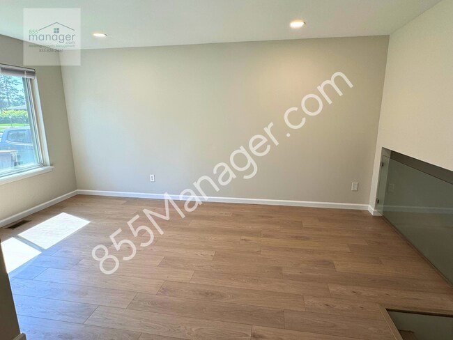 Building Photo - Lakeside Luxury: Newly Renovated 3-Bedroom Home with Elizabeth Lake Access!