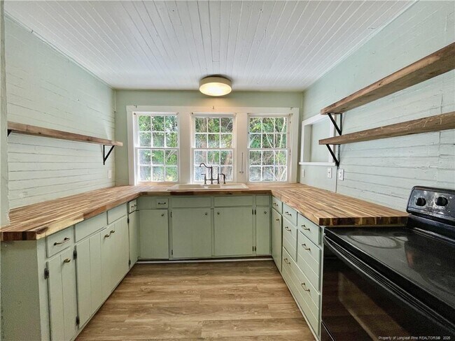 Building Photo - 146 Brewster Hussey Ln