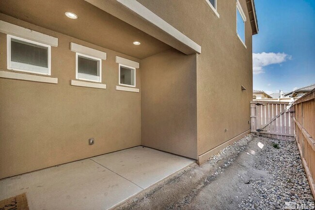 Building Photo - Fully Furnished Turnkey Rental – 10345 Rollings Dr., Reno, NV