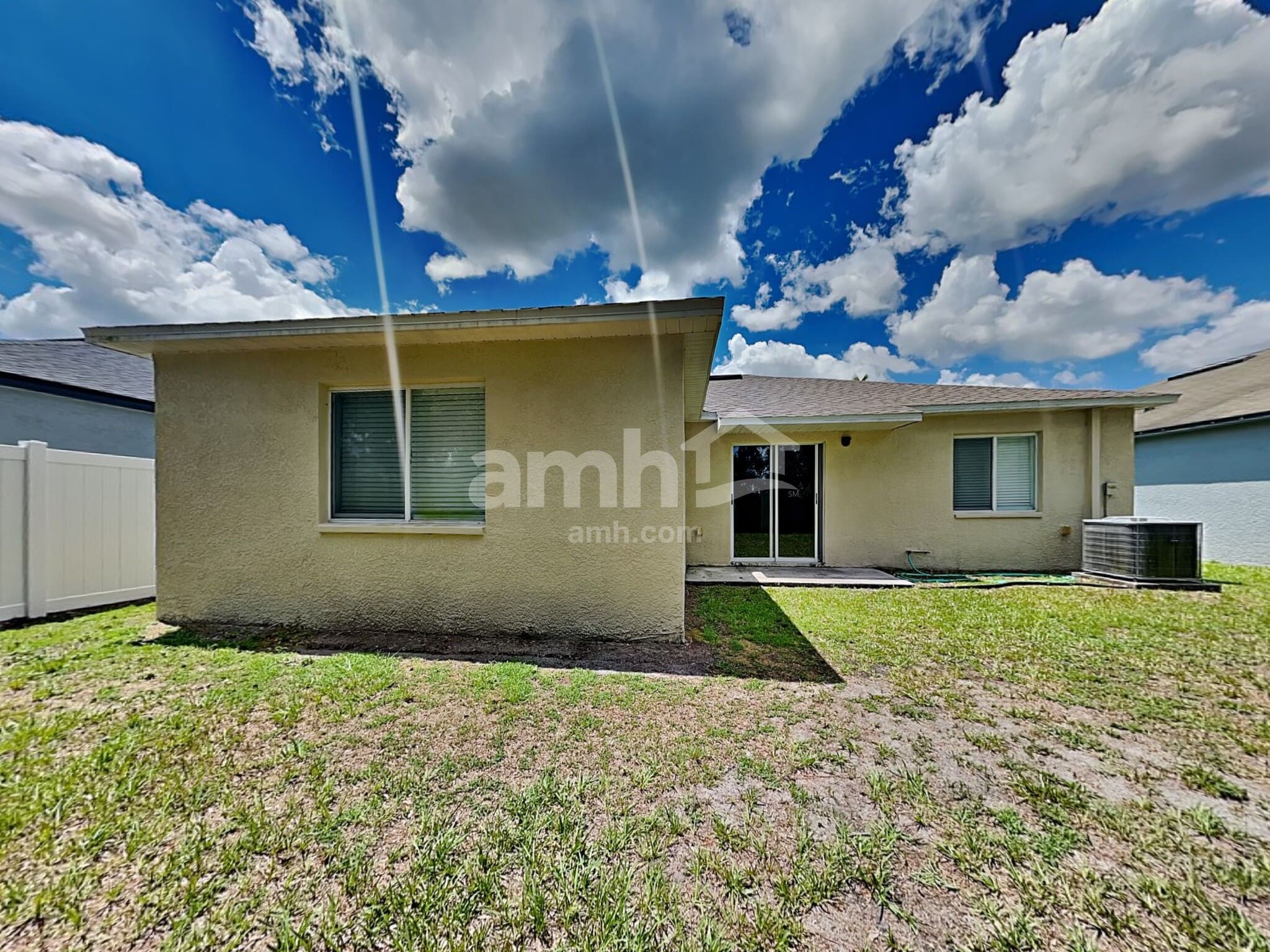 Building Photo - 30547 Midtown Ct