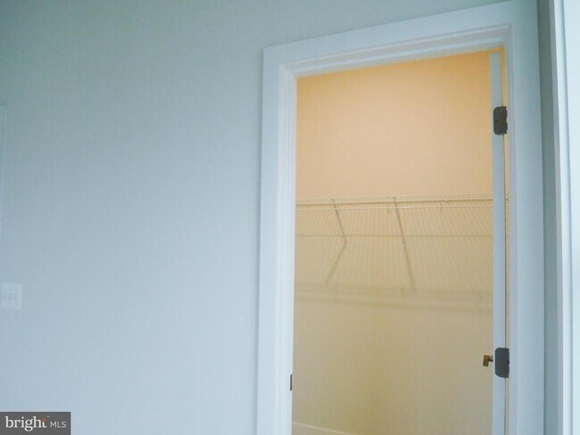 Building Photo - 120 Galaxy Pl